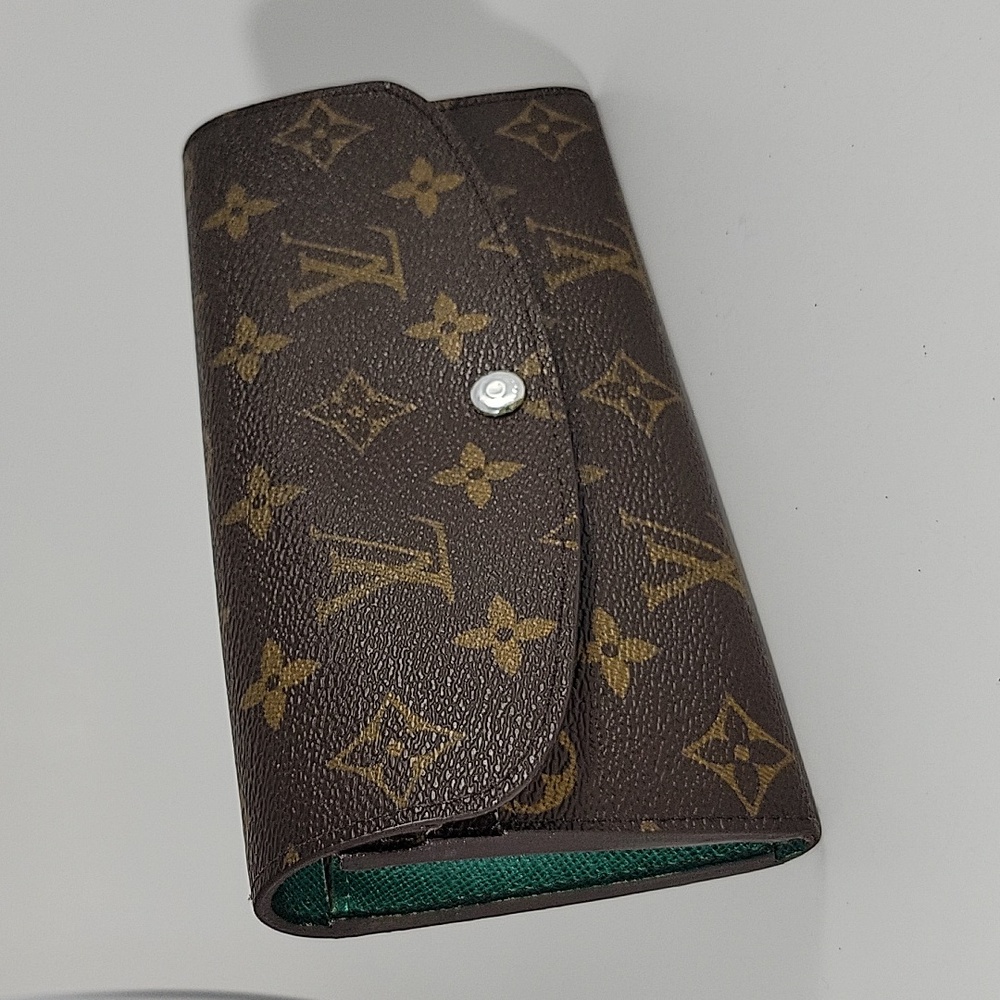 LOUIS VUITTON Emilie Monogram Wallet